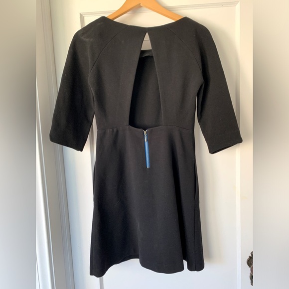 Perfect ZARA little black dress with dramatic back detail - Picture 2 of 5